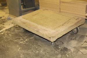 lot 320 image: 37x30 Moving Dolly