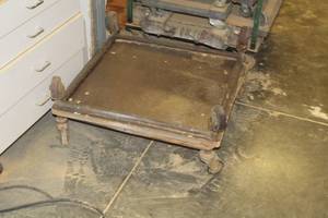 lot 321 image: Lot of (2) 28-12x28-12 Moving Dolly