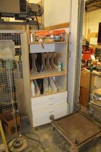 lot 322 image: Rolling Workstation