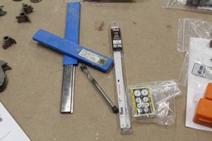 lot 352 image: Misc. BladesBits for Machining