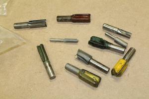 lot 375 image: Lot of (11) Misc. Router Bits