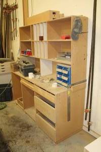 lot 404 image: Workstation