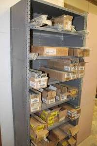 lot 413 image: 36x18x85 Metal Shelving Unit
