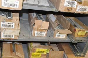 lot 417 image: 80-lbs 12, 15, 18 Cabinet Drawer Slides