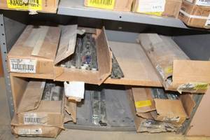 lot 419 image: 80-lbs 16, 18, 20 Cabinet Drawer Slides