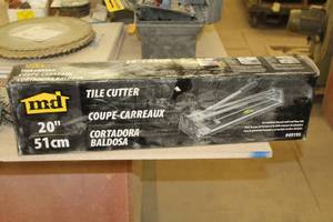 lot 160 image: MD 20 Tile Cutter (in original box)