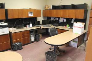 lot 905 image: Office Desk, File Cabinets, Cabinets, Upper Cabinets, Office Chair