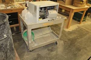 lot 478 image: Plastic Utility Cart