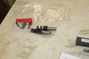 lot 521 image: Misc. Router Bits