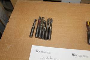 lot 525 image: Misc. Router Bits
