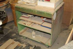 lot 1027 image: Wood Workstation Cart