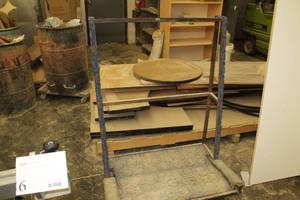 lot 1046 image: Metal Cart