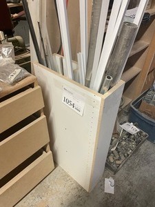 lot 1054 image: Storage Bin