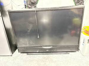 lot 61 image: JVC 52 TV