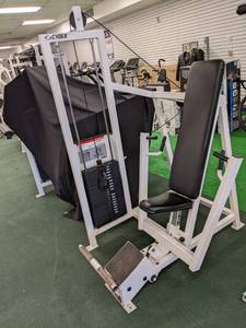 lot 2 image: Cybex chest press with 160 plus pou...