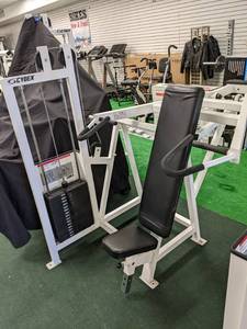 lot 3 image: Cybex shoulder press with 150 pound...