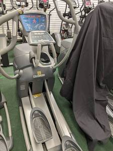 lot 32 image: Octane Commercial eliptical Pro 370...