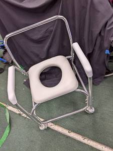 lot 51 image: Versa commode with wheels as pictur...