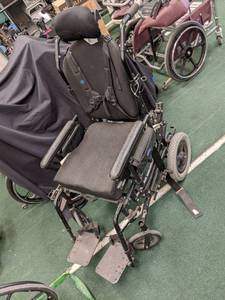lot 52 image: Invacare matrix wheel chair...