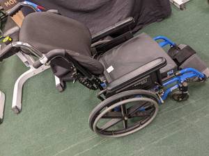 lot 59 image: Breezy 600 pediatric wheelchair for...