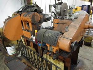 lot 4 image: Horizontal Milling Machine