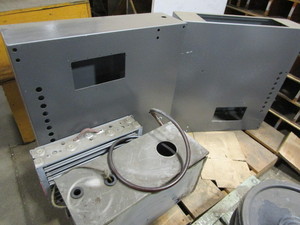 lot 28 image: Electrical Service Boxes, Parts Washer