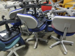 lot 44 image: Roller Office Chairs, Qty 12