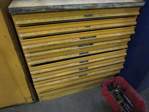 lot 86 image: Parts Cabinet