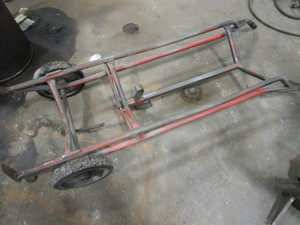 lot 156 image: Drum Cart