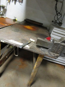 lot 203 image: Welding Table with Vise
