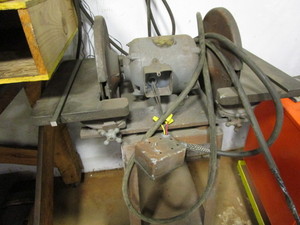 lot 209 image: Rockwell Double Wheel Grinder