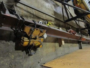 lot 220 image: Jib Hoist - Disassembled