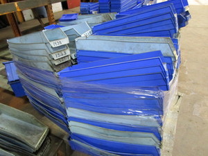 lot 231 image: Plastic Parts Bins