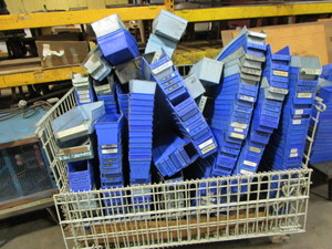 lot 239 image: Plastic Parts Bins & Wire Pallet Bin
