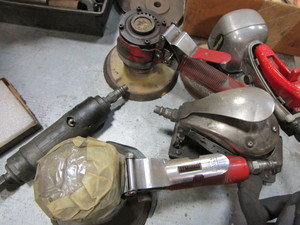 lot 310 image: Air Tools