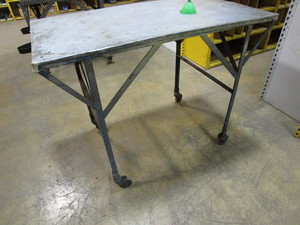 lot 327 image: Shop Cart