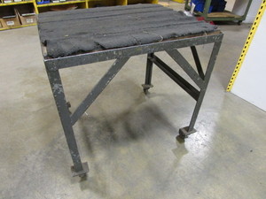 lot 328 image: Shop Cart