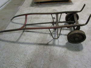 lot 352 image: Barrel Cart