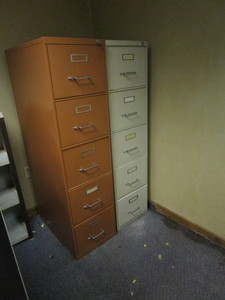 lot 366 image: Filing Cabinets