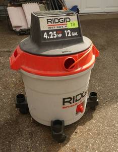 Ridgid 12 gal shop vac