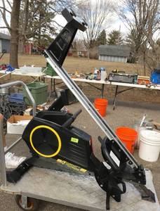 Like New Circuit Fitness row machine