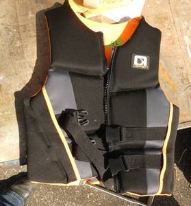 Very nice Obrien mens large life vest