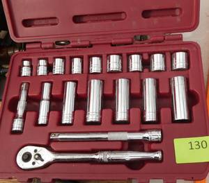 Socket set like new