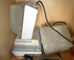3 commercial lighting units