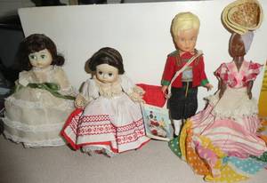 8 Madame Alexander collector dolls