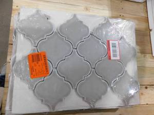 lot 79 image: (6) MSI Dove Gray Arabesque 10-12 in. x 15-12 in. x 8 mm Glossy Ceramic Mesh-Mounted Mosaic Wall Tile
