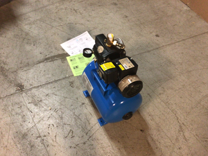 lot 102 image: 12 HP Shallow Well Jet Pump with 6 Gallon Tank by Everbilt Customer Returns See Pictures