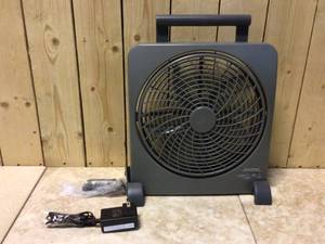 lot 27 image: Smart Power 10 Fan Rechargeable Customer Returns See Pictures