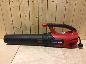 lot 71 image: Toro PowerJet F700 140 MPH 725 CFM 12 Amp Electric Handheld Leaf Blower Customer Returns See Pictures