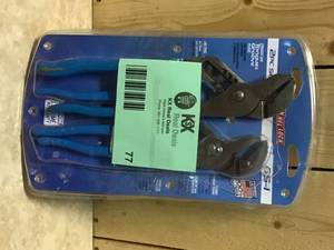 lot 77 image: Channellock 9.5 in. and 6.5 in. Tongue and Groove Pliers Set Customer Returns See Pictures